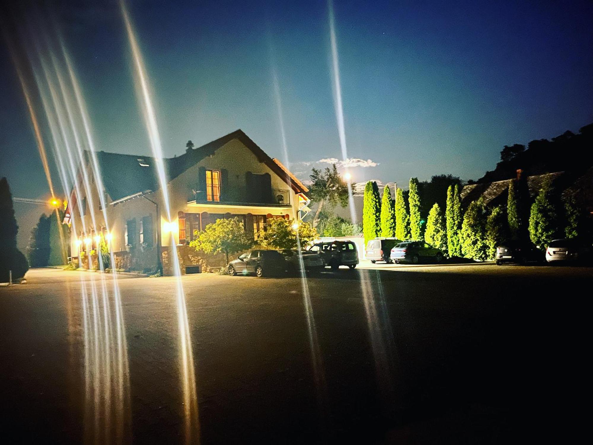 Hotel Radzewice Exterior photo